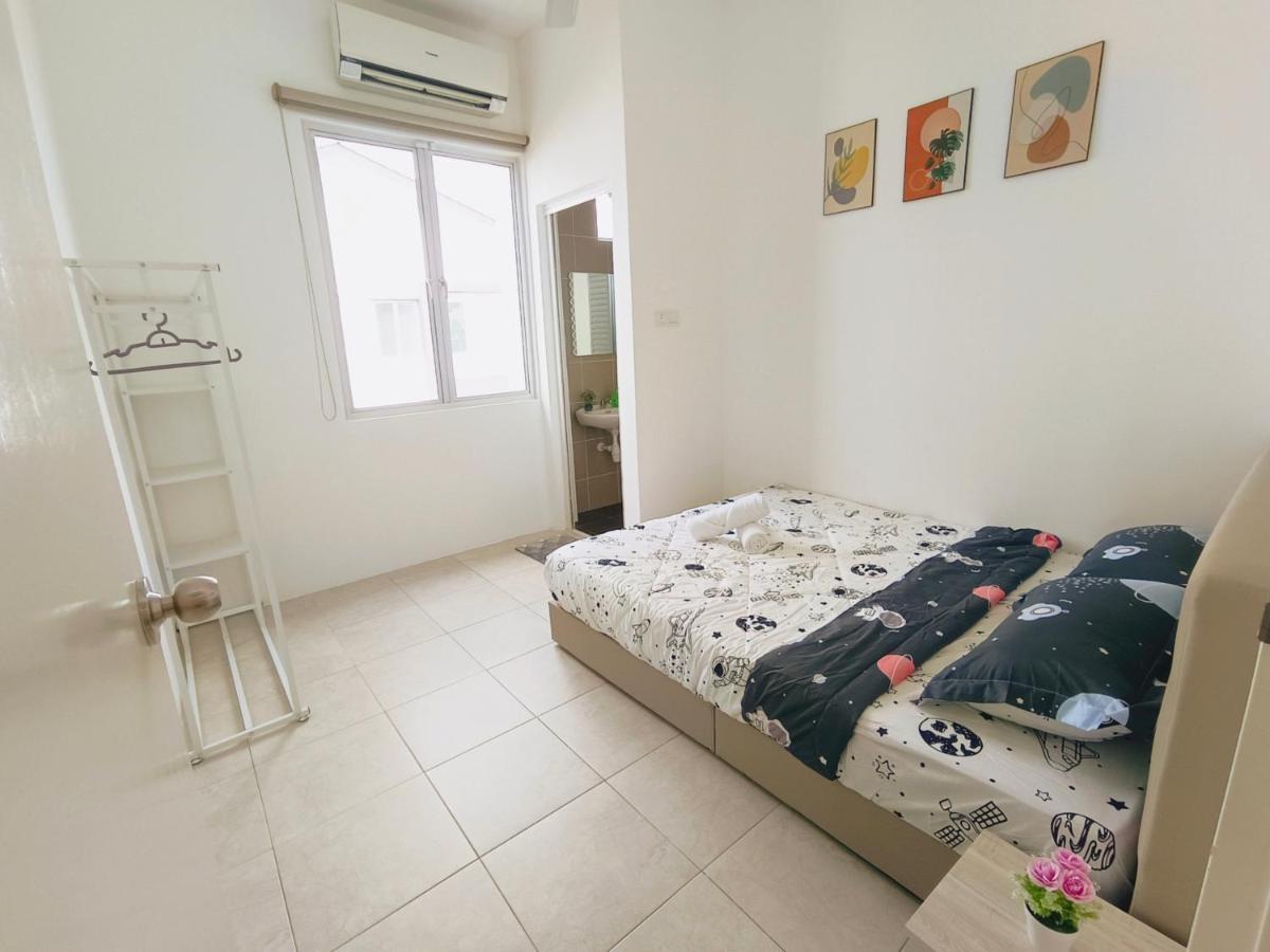 Yarra Park, Up To 10 Pax, 5 Bedrooms, 4 Bathrooms, 2 Car Parks By Star Rumah percutian *