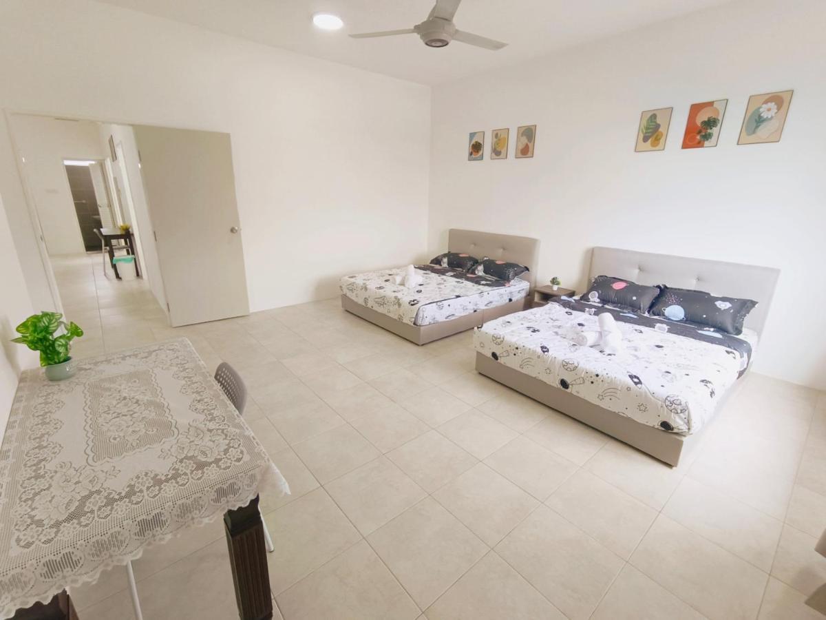 Rumah percutian Yarra Park, Up To 10 Pax, 5 Bedrooms, 4 Bathrooms, 2 Car Parks By Star