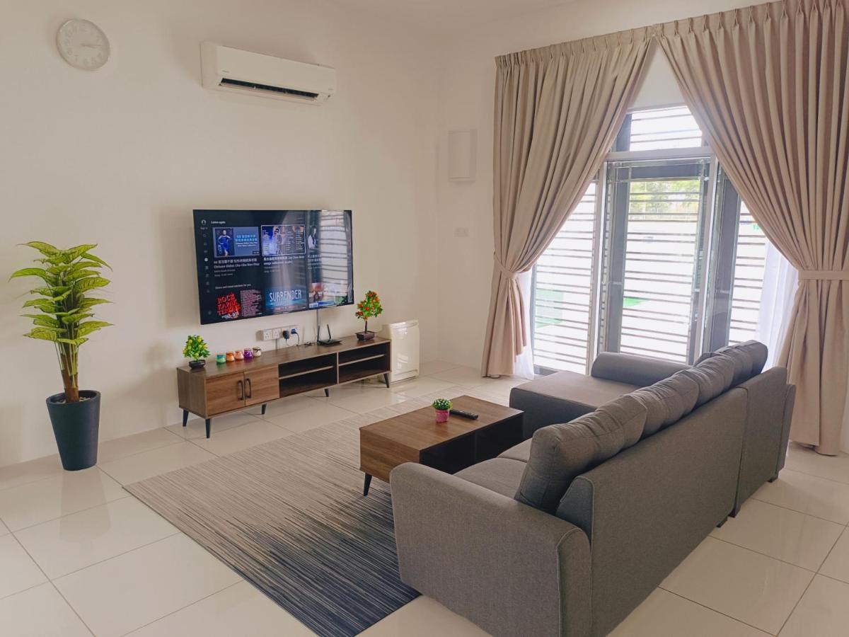 Yarra Park, Up To 10 Pax, 5 Bedrooms, 4 Bathrooms, 2 Car Parks By Star